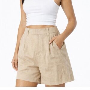 Express Linen Shorts in Beige-Cream size 8
